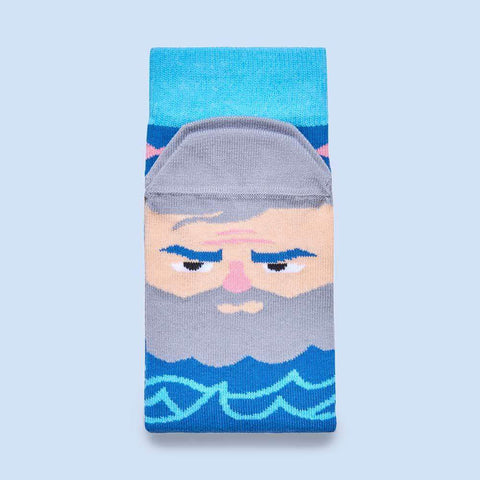 Funky socks - Literary gifts - Ernestoe Hemingway by ChattyFeet